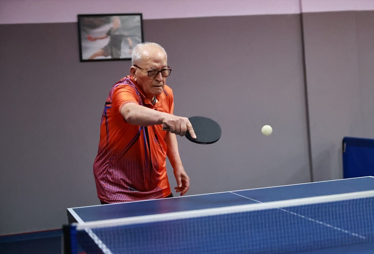 Mersin'de 25-26 Ocak'ta düzenlenecek 4. Masa Tenisi Veteran Turnuvası, 6 ülkeden 200 tecrübeli...