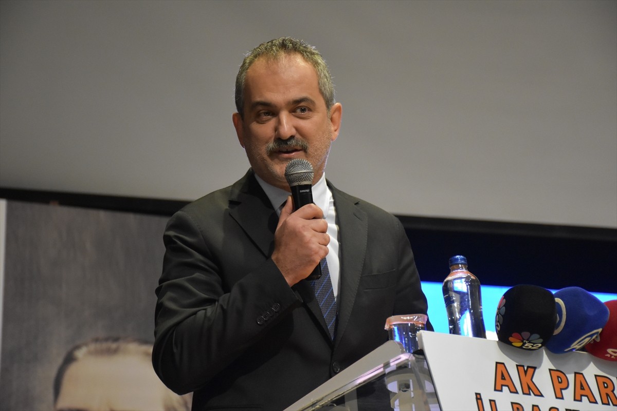 Ordu'da, AK Parti İl Kadın Kolları 7. Olağan Kongresi gerçekleştirildi. Atatürk Kültür Merkezi'nde...