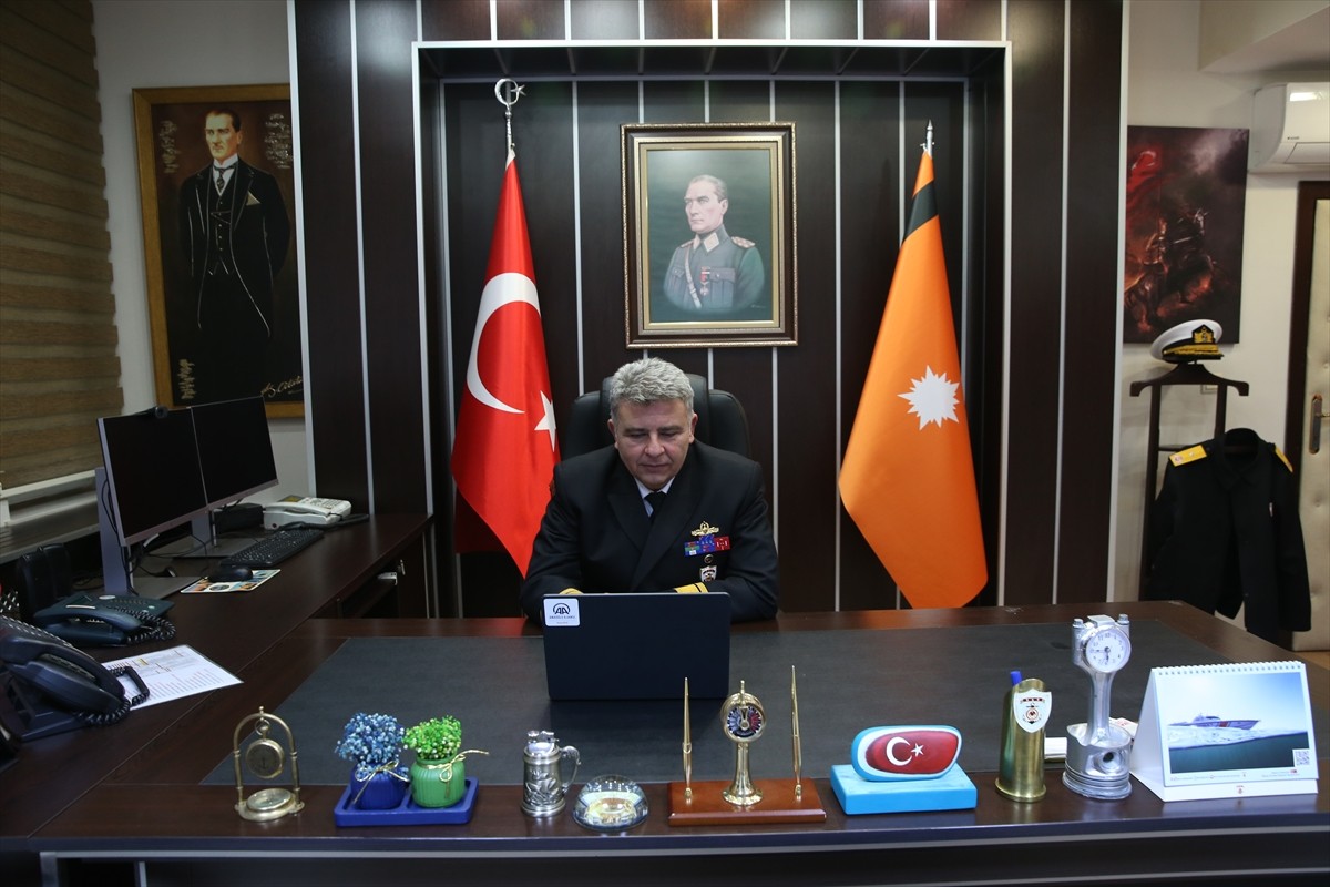 Sahil Güvenlik Karadeniz Bölge Komutanı Tuğamiral Ahmet Bahadır, Anadolu Ajansının (AA) gözünden...