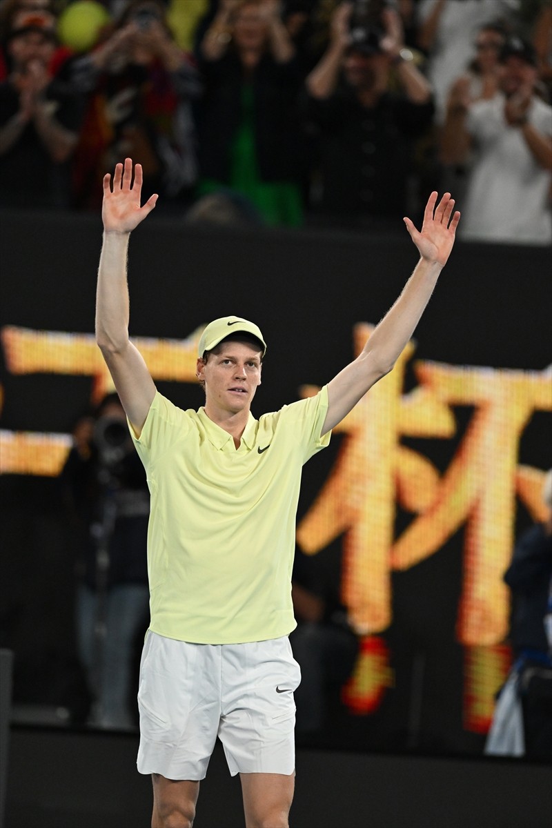 Sezonun ilk grand slam tenis turnuvası Avustralya Açık'ın tek erkekler finalinde Alman Alexander...