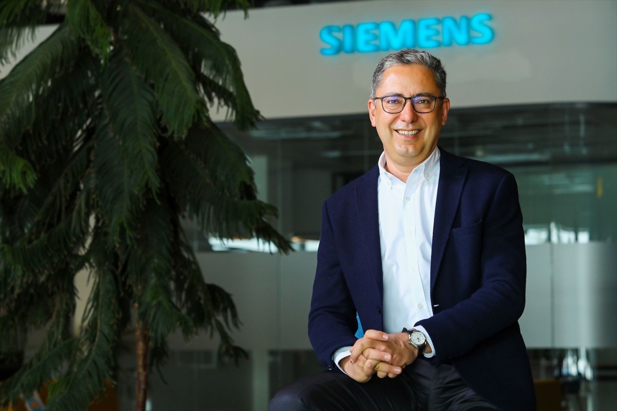 Siemens Türkiye Dijital Endüstriler Bölümü Genel Müdürü Kerim Oai,  açıklamalarda bulundu.
