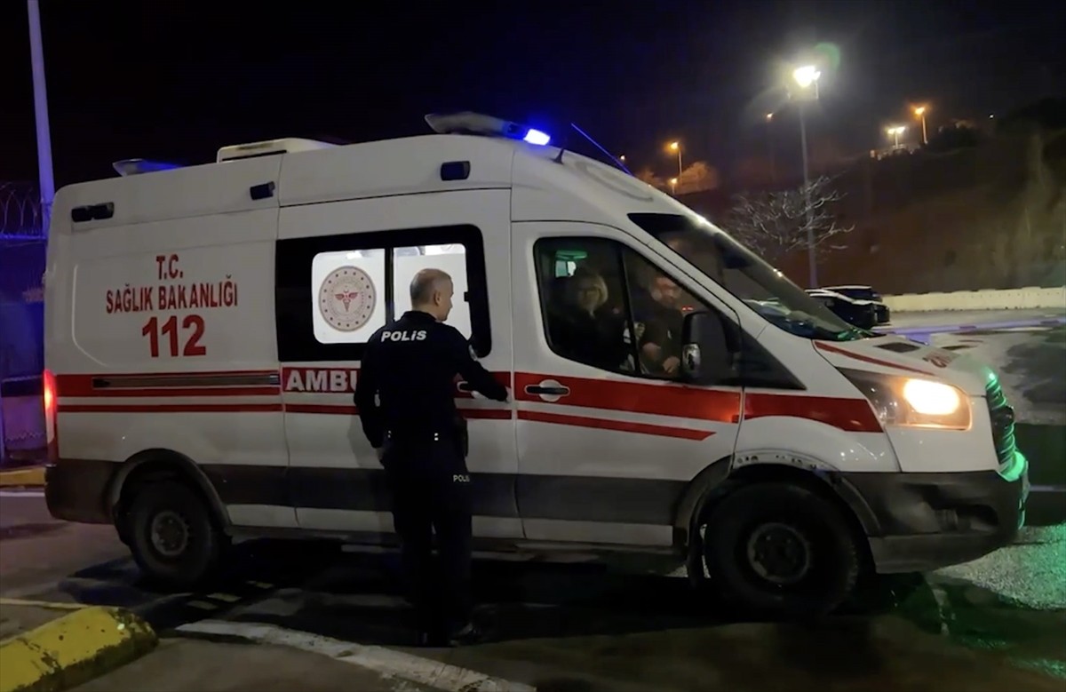 Slovakya'da trafik kazası geçiren öğretmen pilot Oben Oğultarhan, tedavisi için Sağlık Bakanlığına...