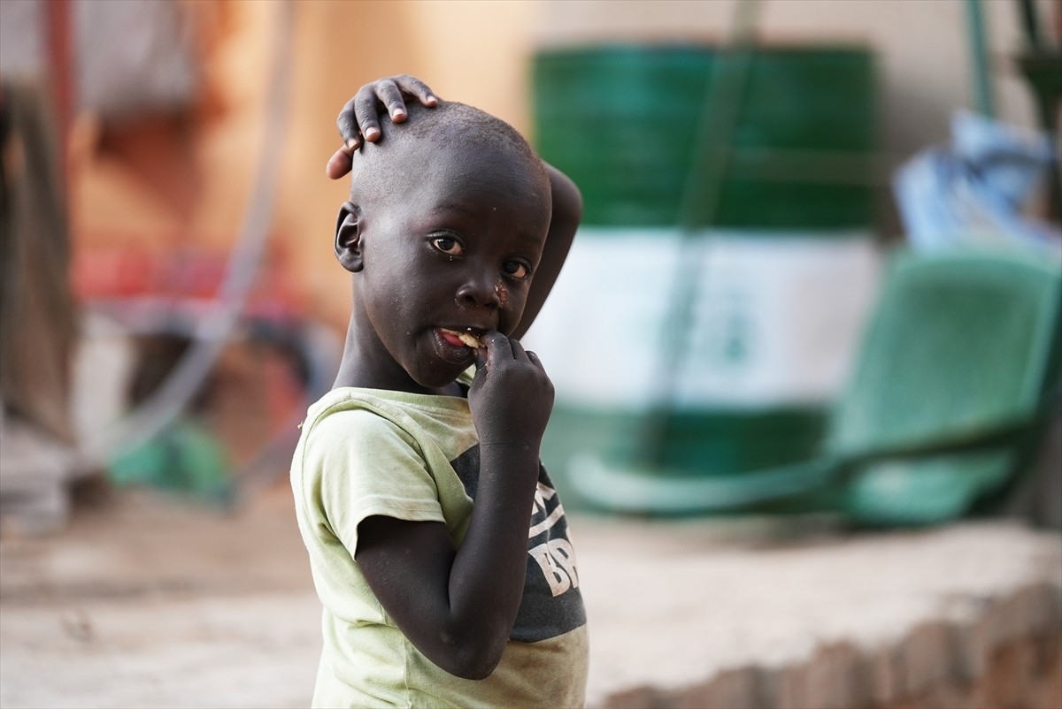 Sudan'da ordu ile Hızlı Destek Kuvvetleri (HDK) arasında 21 aydır süren çatışmalar nedeniyle...