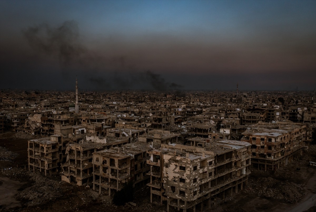 Suriye'de devrik Beşşar Esed rejiminin 13 yıllık iç savaşta zulmettiği Suriyelilerin, özgürlükleri...