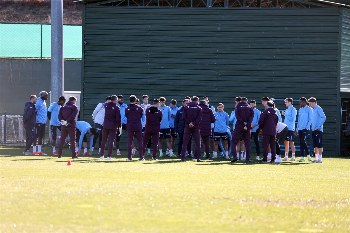 Trabzonspor, Trendyol Süper Lig'in 22. haftasında deplasmanda Bellona Kayserispor ile yapacağı...