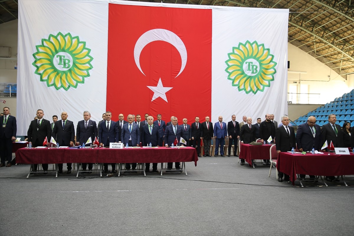 Trakya Birlik 2023-2024 İş Yılı Olağan Genel Kurul Toplantısı Mimar Sinan Spor Salonu'nda...