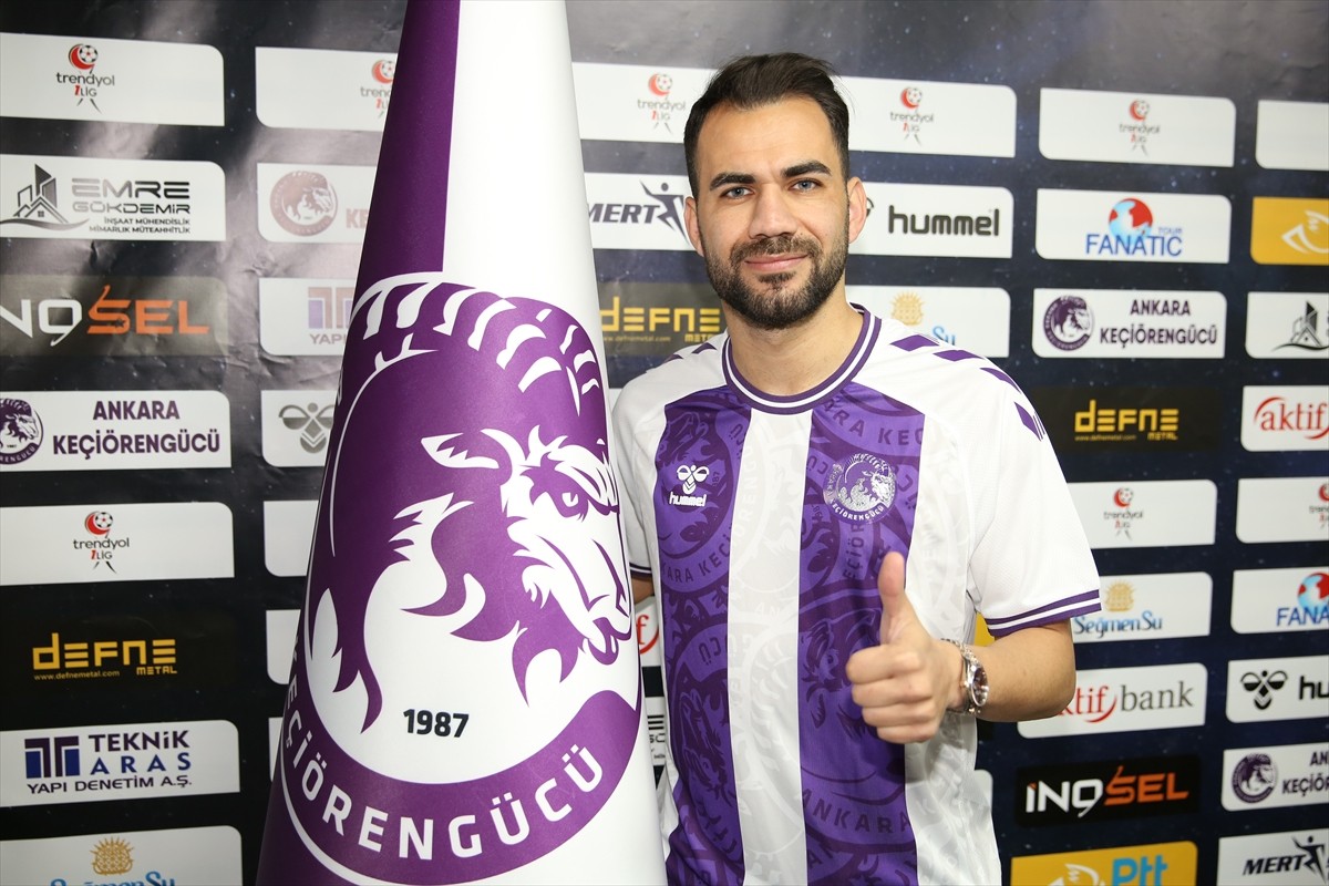 Trendyol 1. Lig ekibi Emre Gökdemir İnşaat Ankara Keçiörengücü, Hasan Ayaroğlu'nu renklerine...