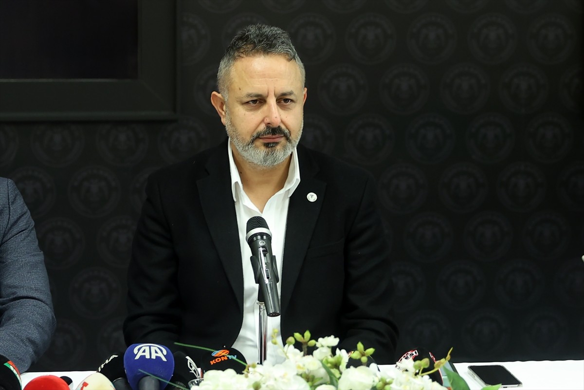Trendyol Süper Lig ekiplerinden TÜMOSAN Konyaspor'un kulüp başkanı Ömer Korkmaz, 15 Ocak'ta...