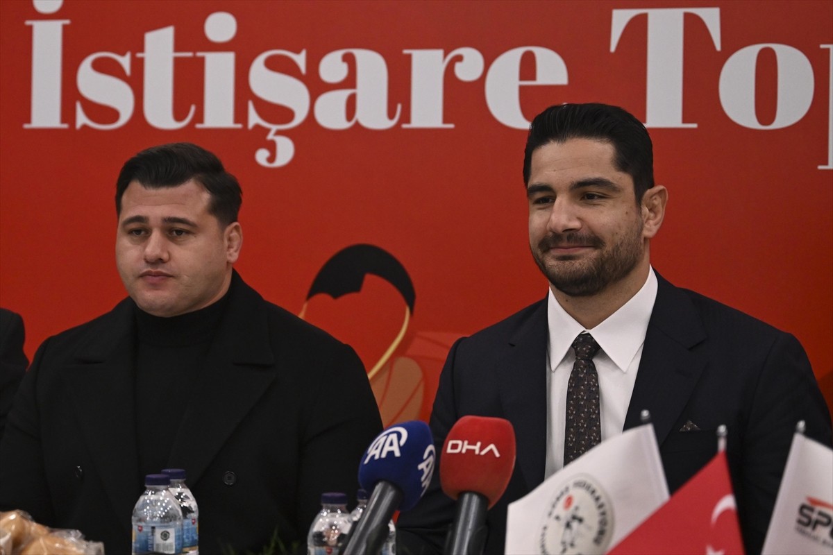 Türkiye Güreş Federasyonu, Ankara'da yarın başlayacak Türkiye Şampiyonası öncesi istişare...