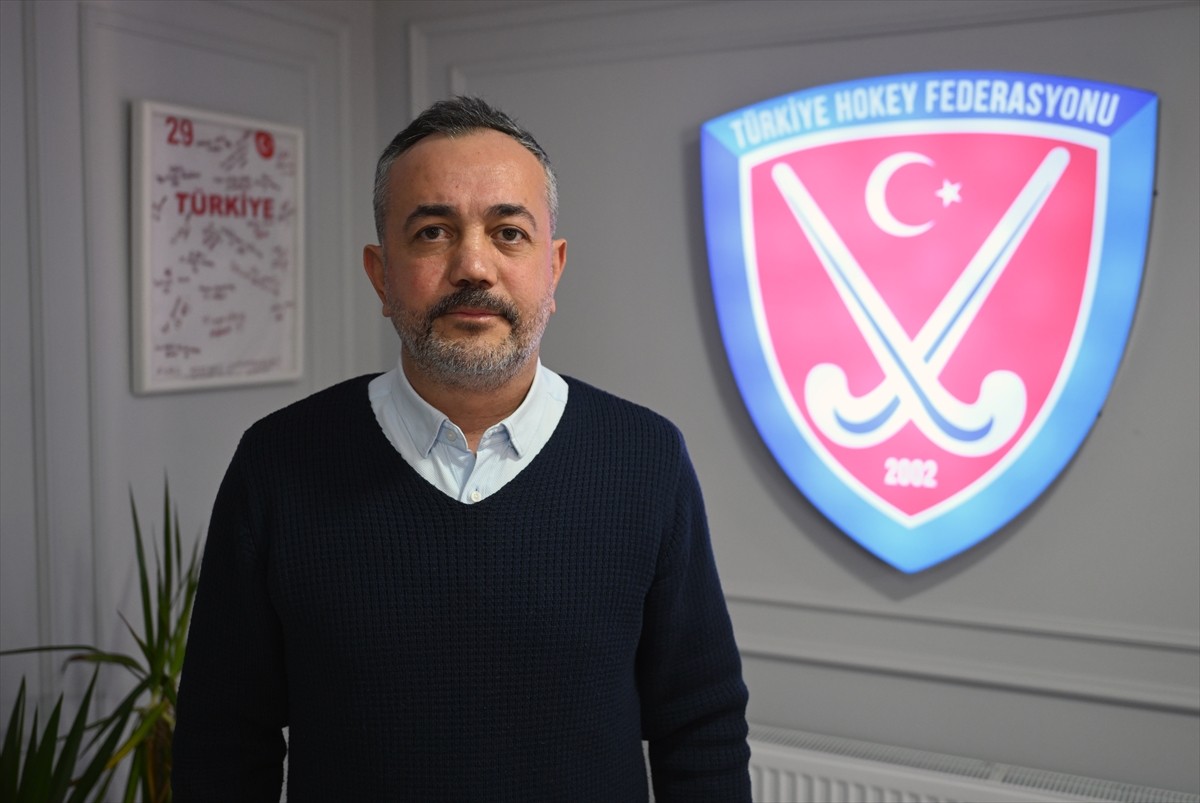 Türkiye Hokey Federasyonu Başkanı Mustafa Çakır, Türk hokeyinin geleceğini AA muhabirine...