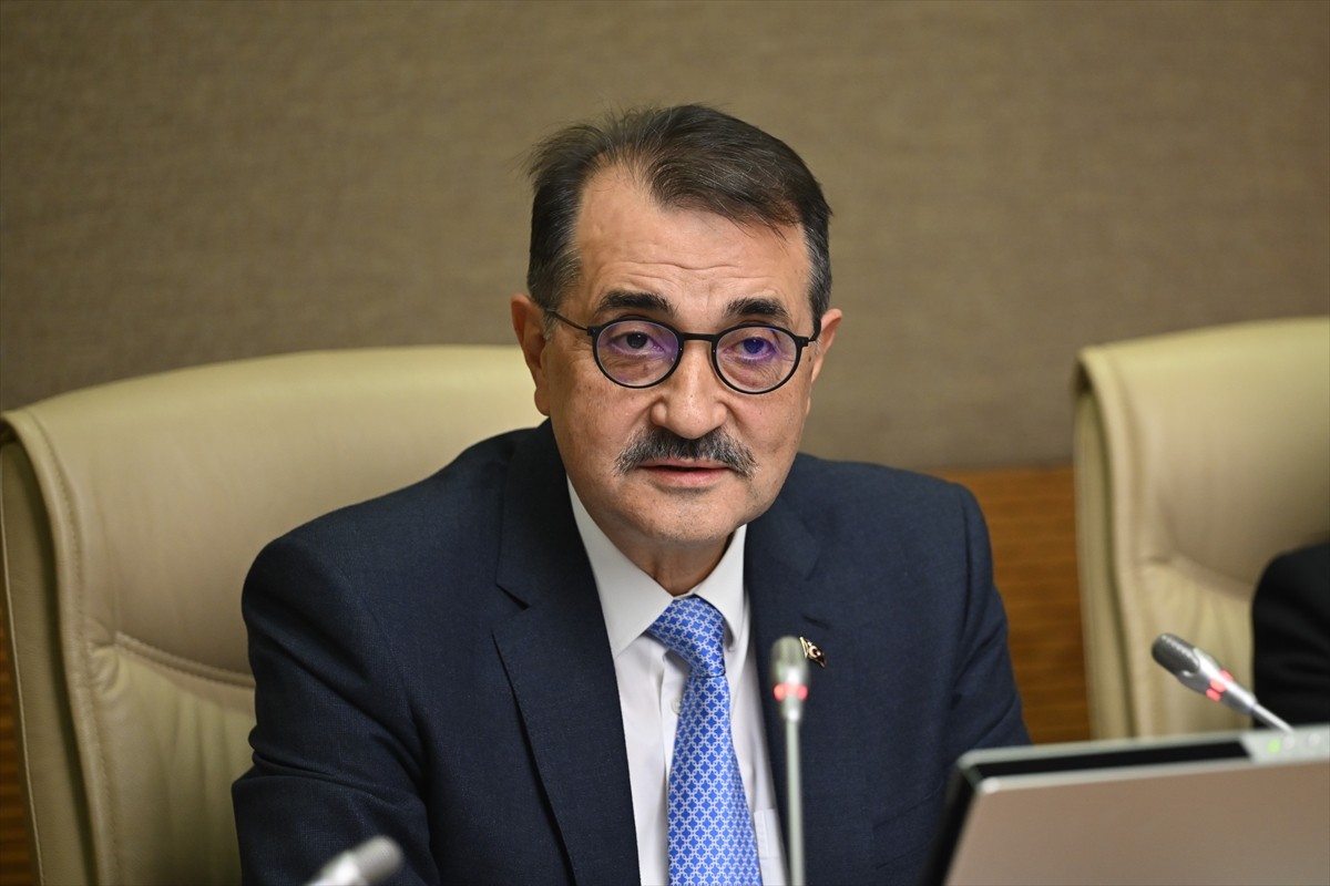 Yapay zekanın kazanımlarına yönelik atılacak adımların belirlenmesi, bu alanda hukuki altyapının...