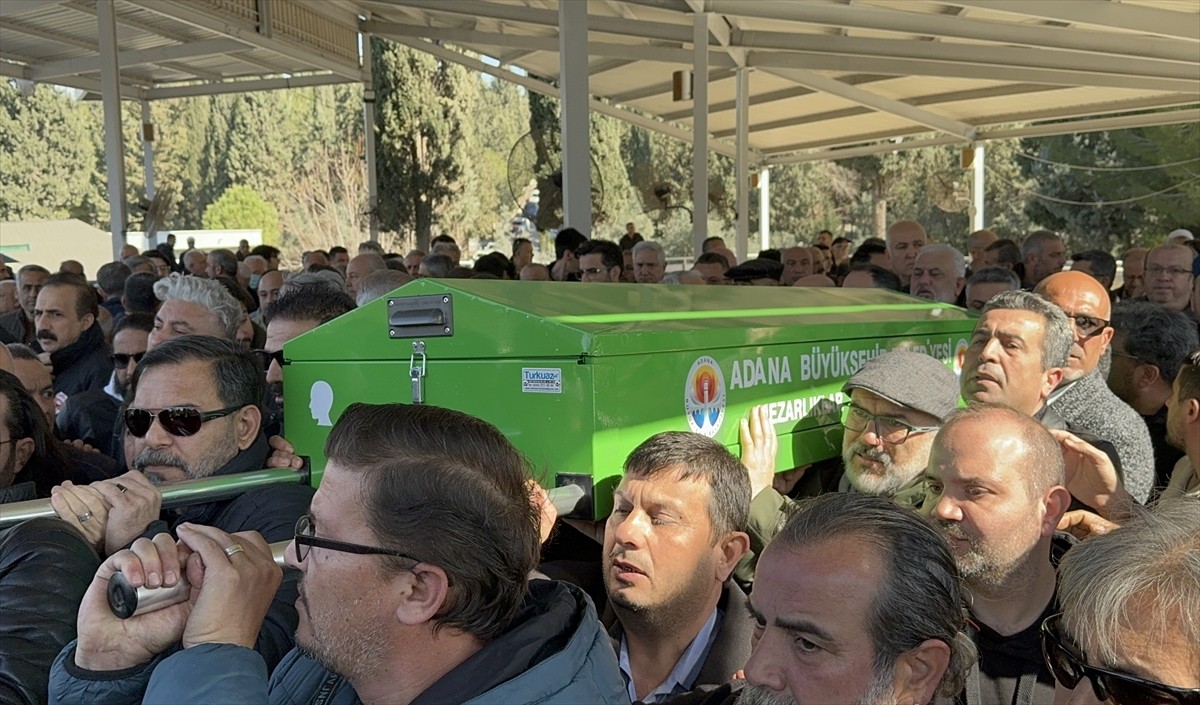 Adana'da endoskopi işlemi sonrasında fenalaşan Çukurova Üniversitesi (ÇÜ) Rektörlük Özel Kalem...