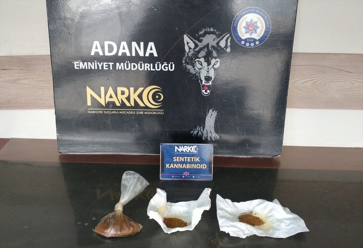 Adana'da uyuşturucu tacirlerine yönelik operasyonlarda yakalanan 59 zanlıdan 50'si tutuklandı....