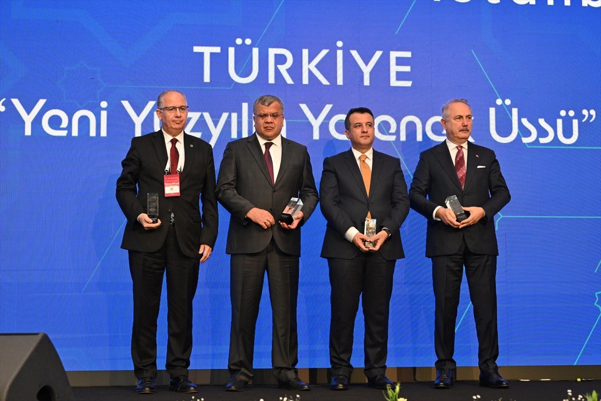 Cumhurbaşkanlığı İnsan Kaynakları Ofisi koordinasyonunda, Kocaeli Üniversitesi (KOÜ) ev...