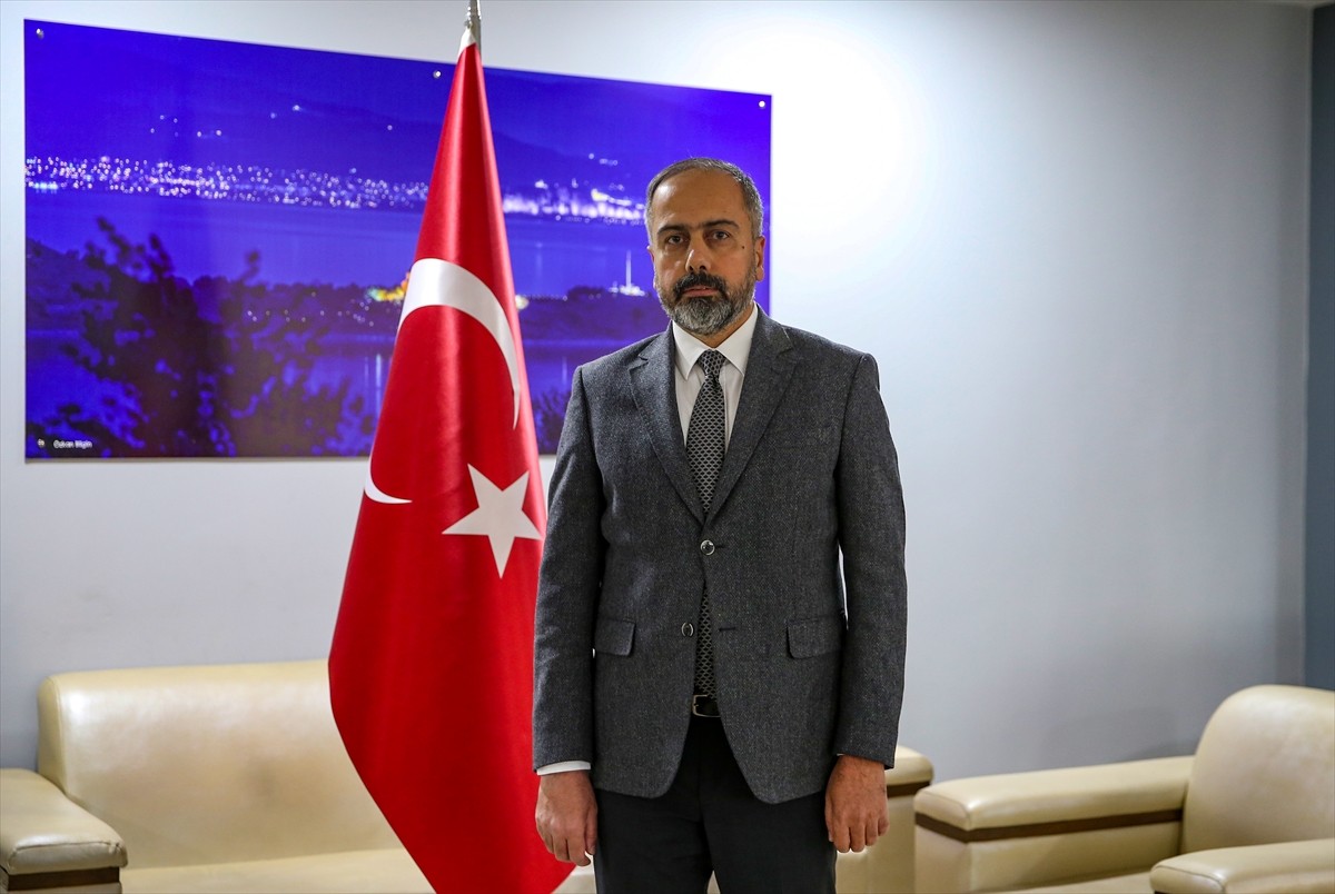 Cumhurbaşkanlığı İnsan Kaynakları Ofisi koordinatörlüğünde Van Yüzüncü Yıl Üniversitesinin (Van...