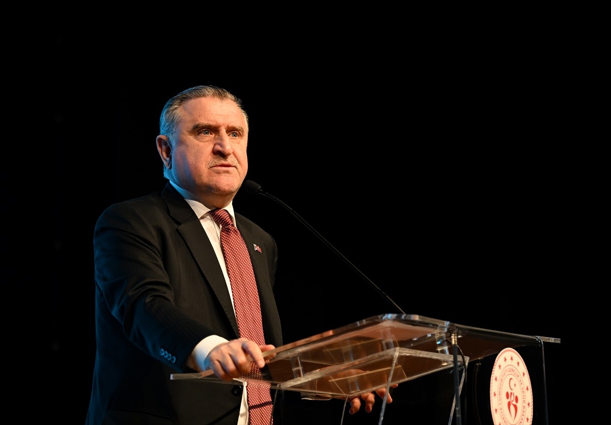 Cumhurbaşkanlığı Millet Kütüphanesi'nde düzenlenen Gençlik Politika Belgesi Paydaş Toplantısı...