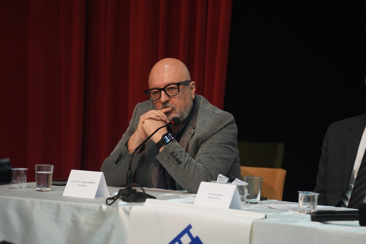 Düzce Valiliği, Düzce Üniversitesi, Düzce Belediyesi ile Düzce Ticaret ve Sanayi Odası tarafından...