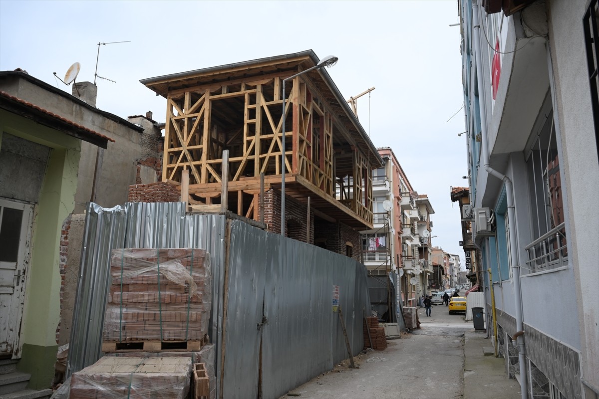 Edirne Valisi Yunus Sezer, Edirne'de kültürel varlıkların ortaya çıkartılması için önemli...