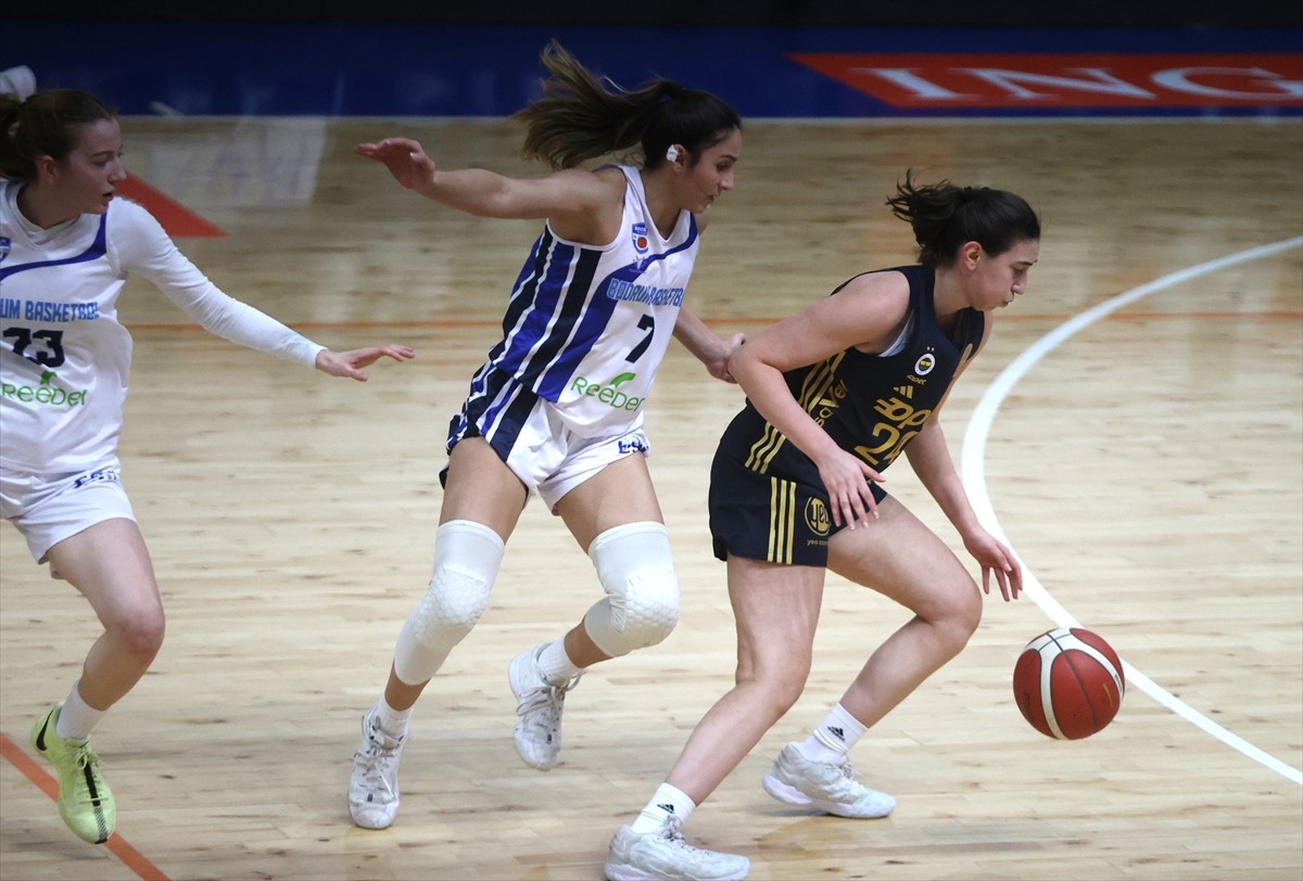 ING Kadınlar Basketbol Süper Ligi'nin 21. haftasında, Bodrum Basketbol ile Fenerbahçe Opet...