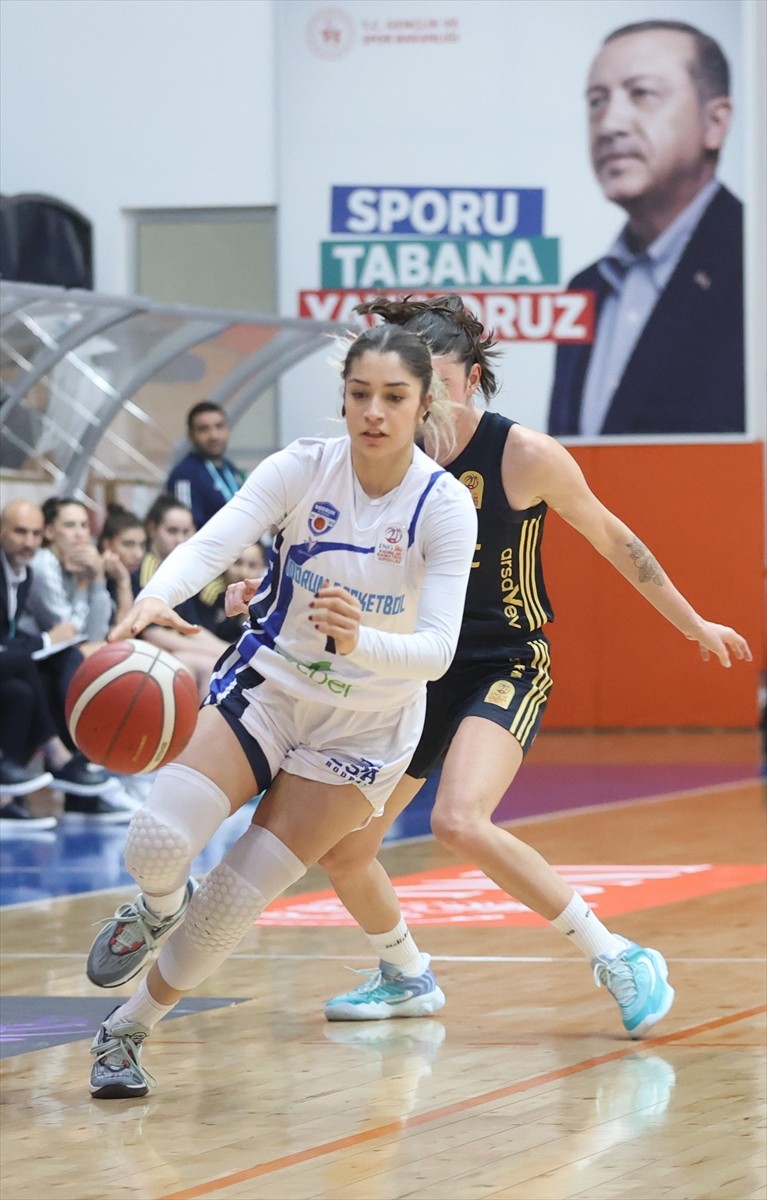 ING Kadınlar Basketbol Süper Ligi'nin 21. haftasında, Bodrum Basketbol ile Fenerbahçe Opet...