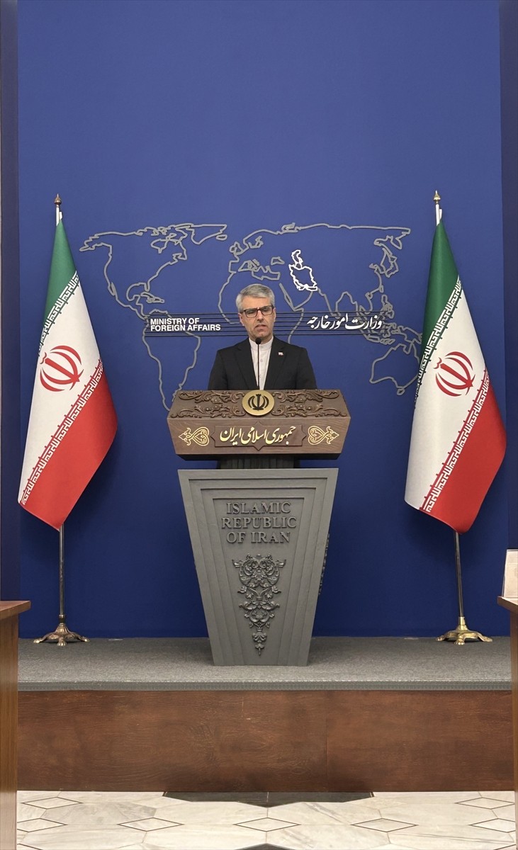  İran Dışişleri Bakanlığı Sözcüsü İsmail Bekayi, Lübnan'ın İran uçaklarının Beyrut'a inişine izin...