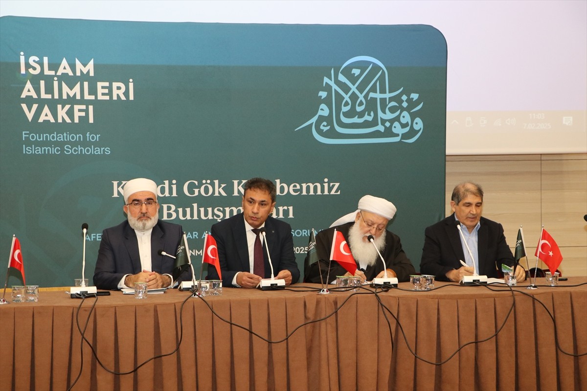 Kahramanmaraş'ta iki gün sürecek "Afetler ve Buhranlar Anında Alimlerin Sorumlulukları" konulu...