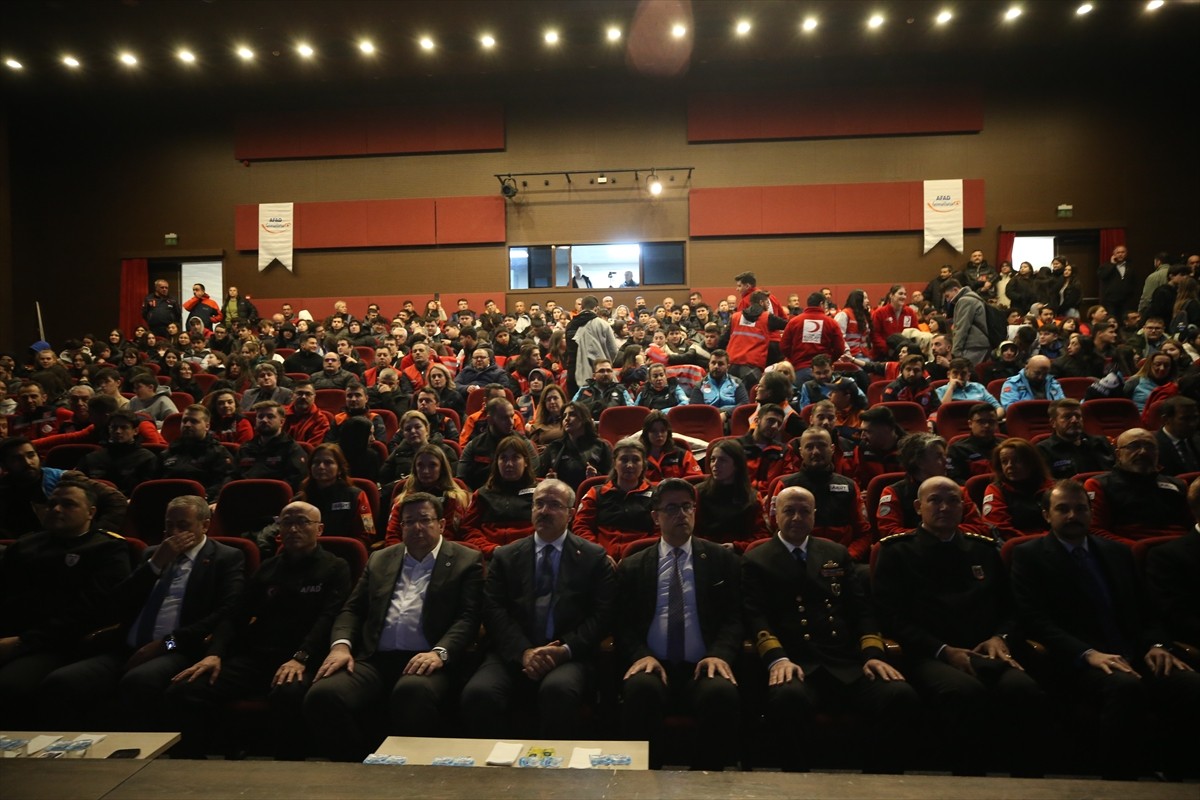 Kahramanmaraş merkezli 6 Şubat depremlerinin ikinci yılı dolayısıyla İl Afet ve Acil Durum...