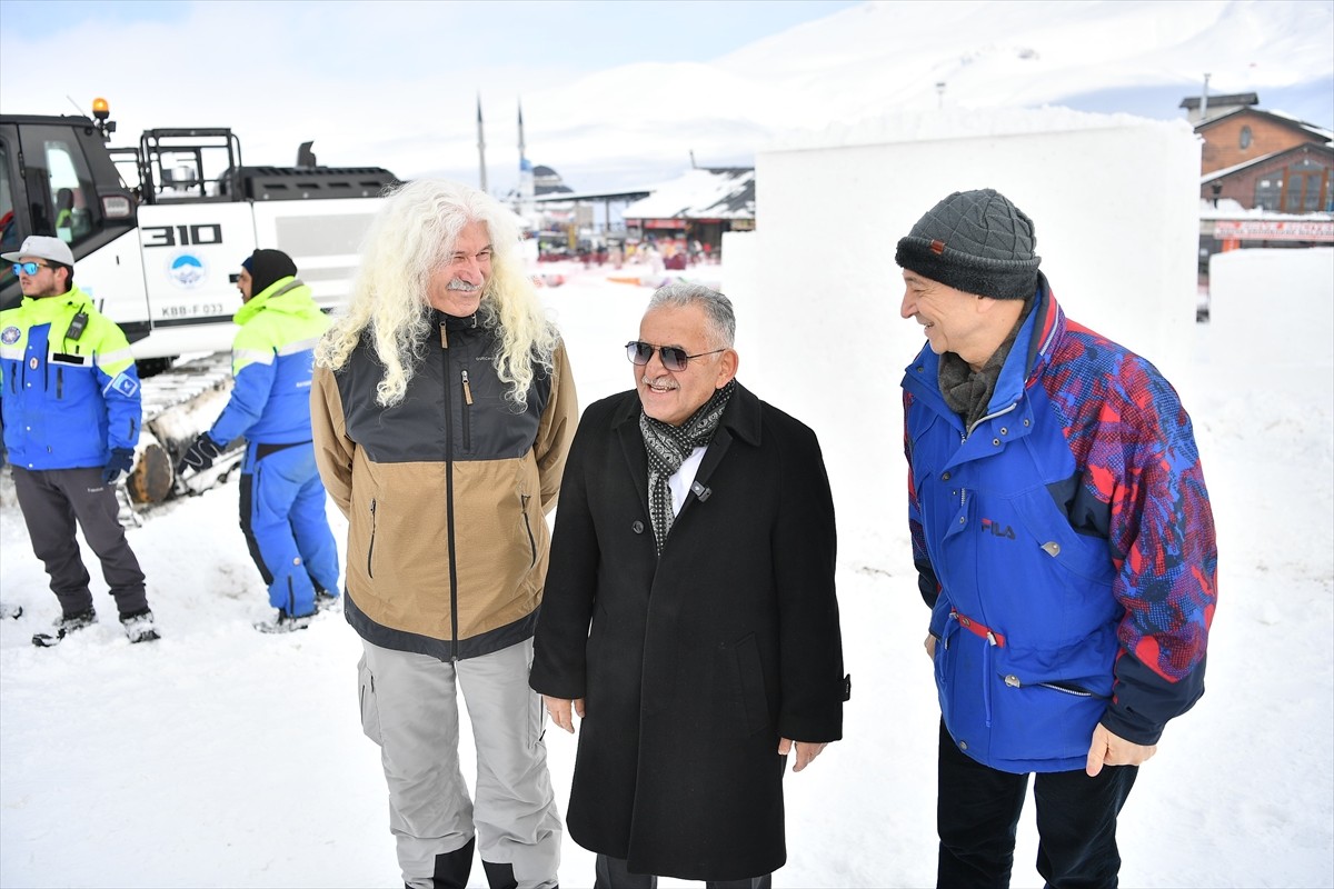 Kayseri Erciyes Kayak Merkezi, 17-24 Şubat'ta Uluslararası Erciyes Kar Heykel Festivali ve...