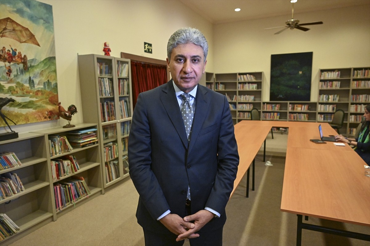 Mısır Eski Eserler ve Turizm Bakanı Şerif Fethi, İstanbul'da düzenlenen Doğu Akdeniz Uluslararası...