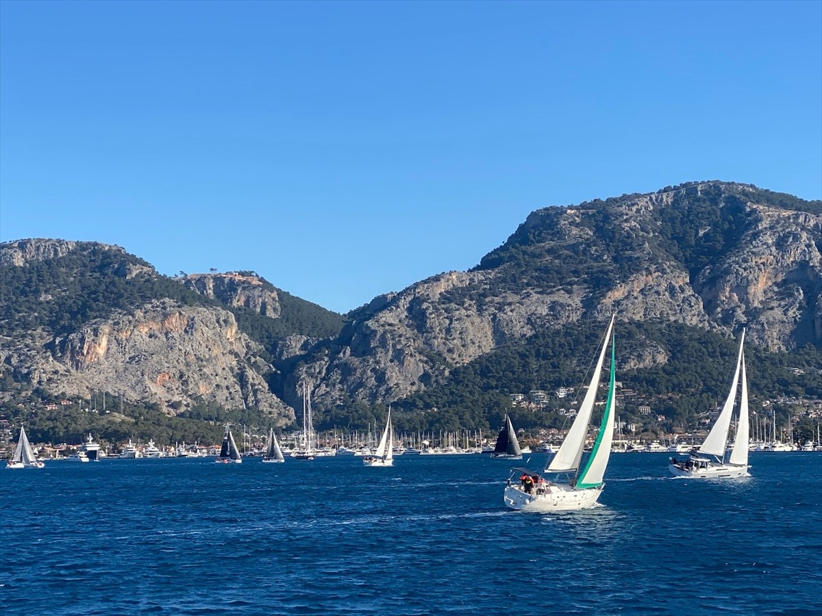 Muğla'nın Fethiye ilçesinde düzenlenen Göcek Kış Trofesi Yat Yarışları'nın 2. ayak mücadelesi sona...