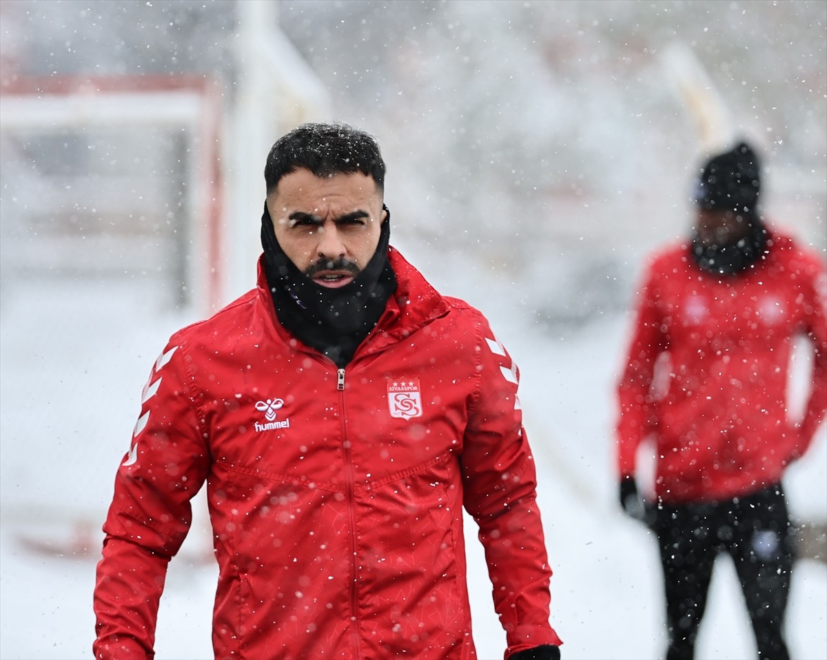 Net Global Sivasspor, Trendyol Süper Lig'in 24. haftasında 15 Şubat Cumartesi günü deplasmanda...