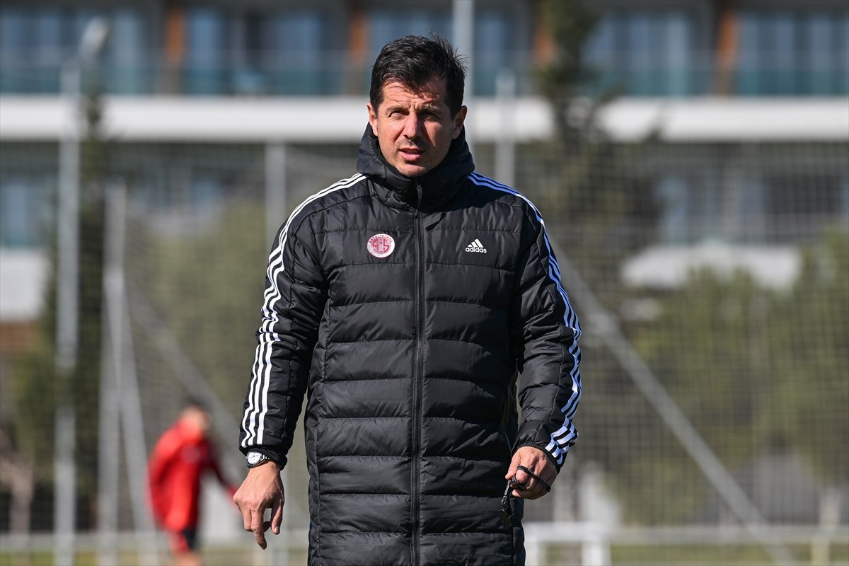 Onvo Antalyaspor, Trendyol Süper Lig'in 25. haftasında 22 Şubat Cumartesi günü sahasında Kasımpaşa...