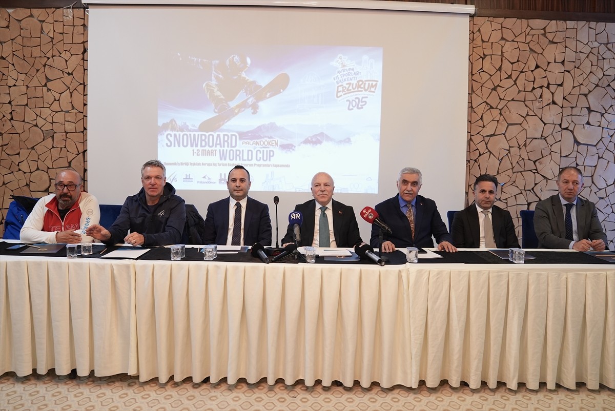 Palandöken Kayak Merkezi'nde 1-2 Mart tarihlerinde düzenlenecek FIS Snowboard Cross World Cup'ın...