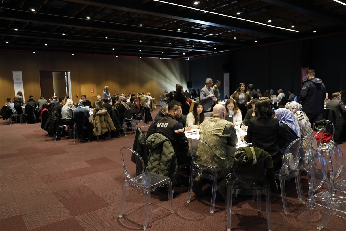 Samsun'da, Büyükşehir Belediyesi Şehit Ömer Halisdemir Çok Amaçlı Salonu'nda düzenlenen ve 2 gün...