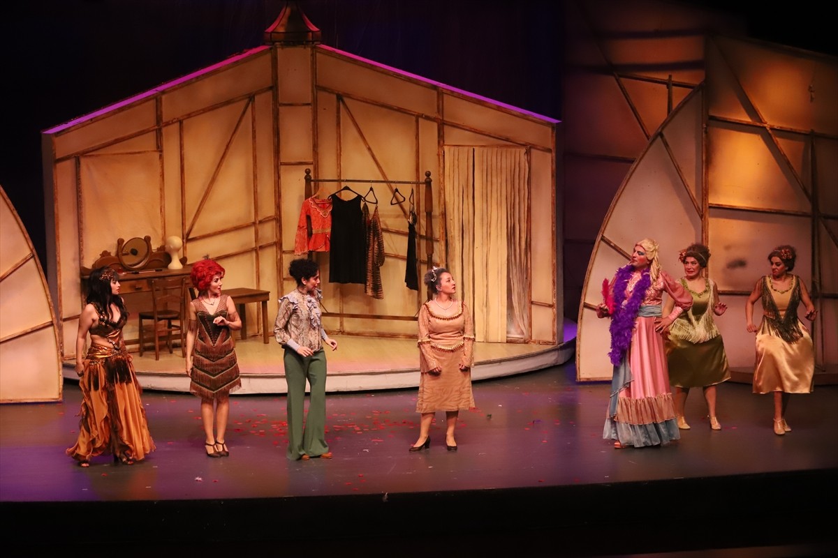 Samsun Devlet Opera ve Balesi (SAMDOB), "Hisseli Harikalar Kumpanyası" müzikalini yarın...