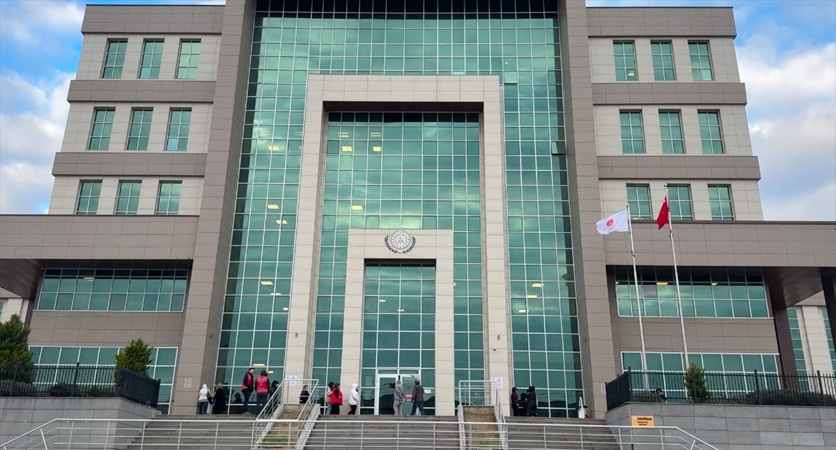 Tekirdağ'da cinsel istismara uğraması ve darbedilmesi sonucu kaldırıldığı hastanede hayatını...