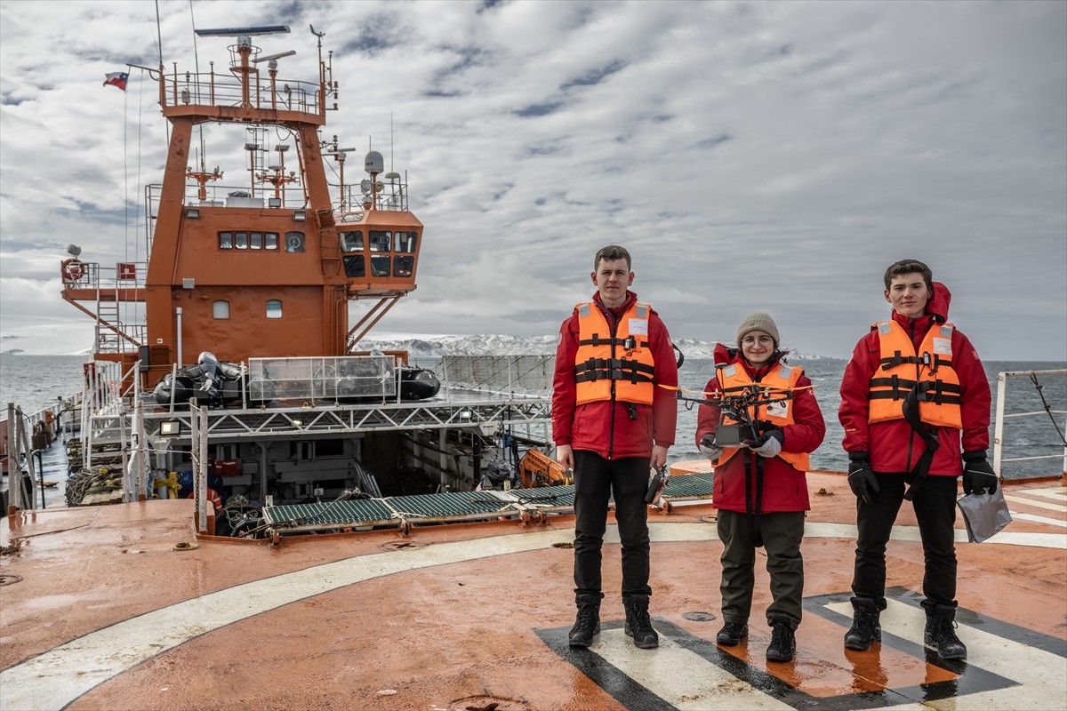TEKNOFEST TÜBİTAK 2204-C Kutup Araştırma Projeleri Yarışması Yer Bilimleri kategorisinde birinci...