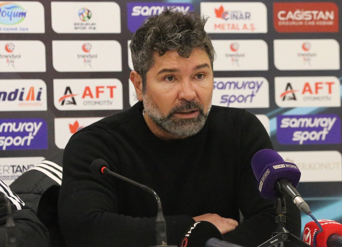 Trendyol 1. Lig'in 24. haftasında Erzurumspor FK ile Gençlerbirliği, Kazım Karabekir Stadyumu'nda...