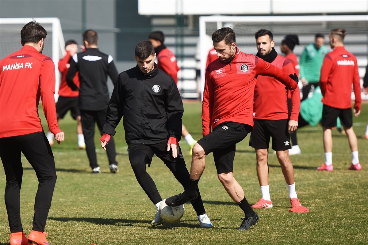 Trendyol 1. Lig'in 26. haftasında, Geosis Bolurspor'u konuk edecek Manisa FK, müsabakanın...