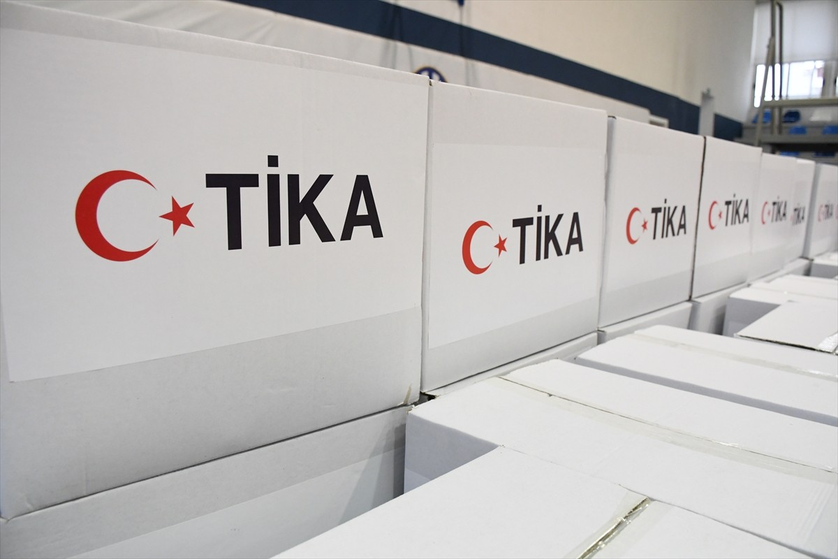 Türk İşbirliği ve Koordinasyon Ajansı Başkanlığı (TİKA), ramazan dolayısıyla Arnavutluk'ta yetim...