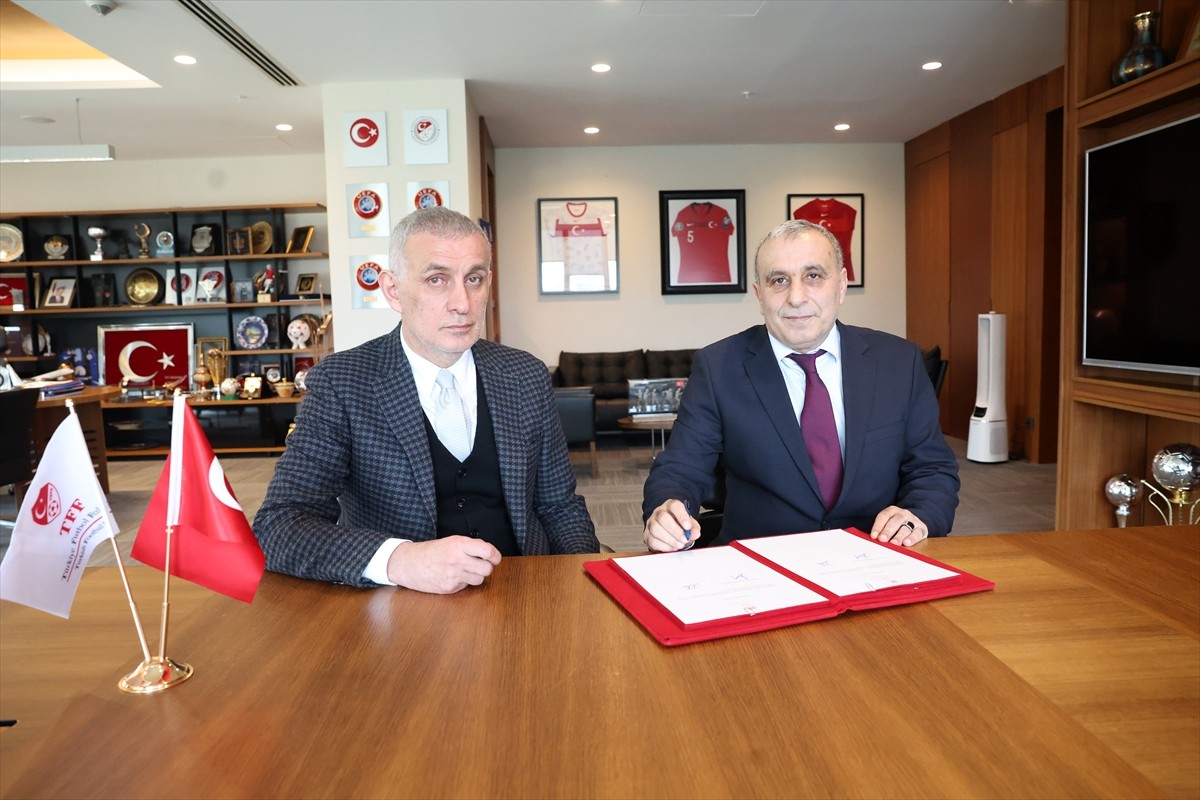 Türkiye Futbol Federasyonu (TFF) ile gözlük sektörü kuruluşlarından Zeno Grup Optik arasında 2...