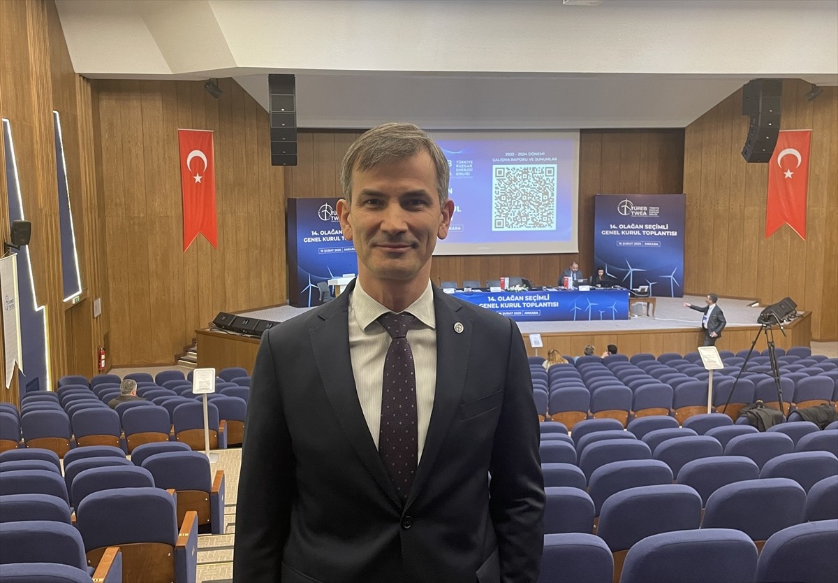 Türkiye Rüzgar Enerjisi Birliği (TÜREB) başkanı yeniden İbrahim Erden oldu. Erden, açıklamalarda...