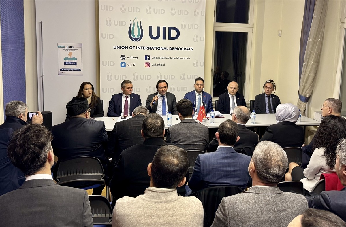 Uluslararası Demokratlar Birliği (UID) Genel Başkanı Kenan Hasan Aslan, Köln'deki UID Genel...