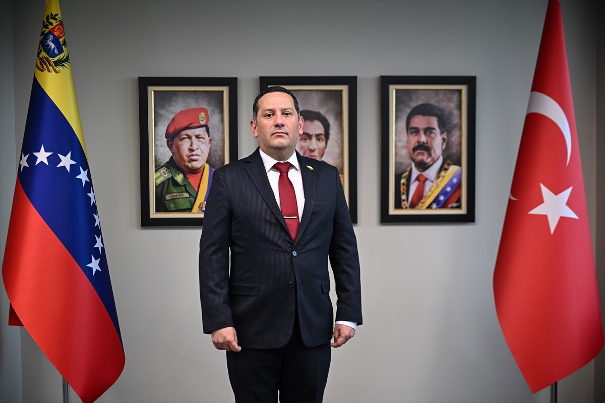 Venezuela'nın Ankara Büyükelçisi Freddy Eduardo Molina Gutierrez, Türkiye ile Venezuela arasındaki...