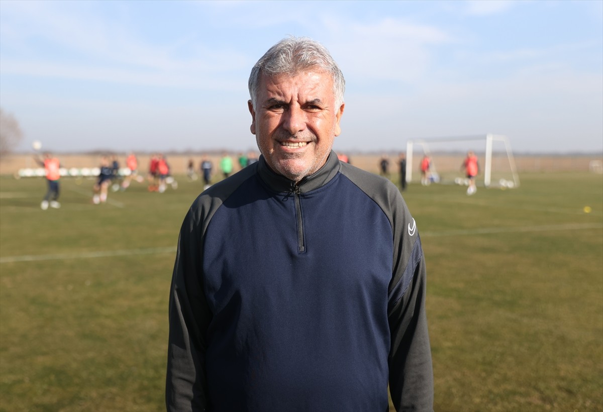 Ziraat Türkiye Kupası D Grubunda mücadele eden Nesine 2. Lig ekiplerinden Kırklarelispor'u...