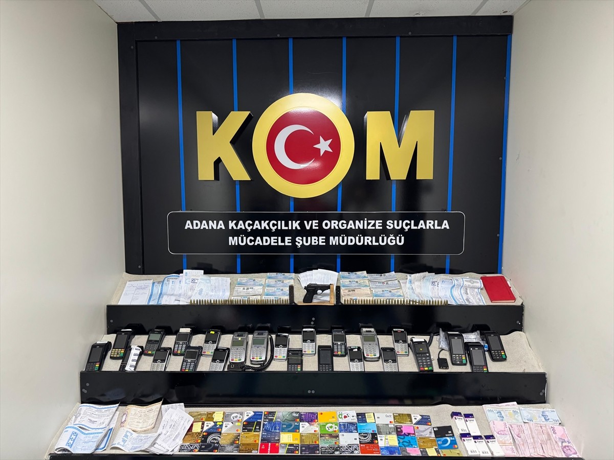 Adana'da POS cihazıyla tefecilik yaptığı iddia edilen 12 şüpheli gözaltına alındı. Belirlenen...