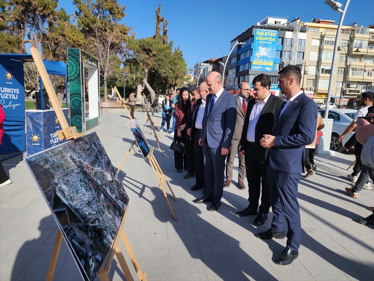 AK Parti Genel Merkez Gençlik Kolları, Gazze'de yaşanan insani krizi gözler önüne seren fotoğraf...