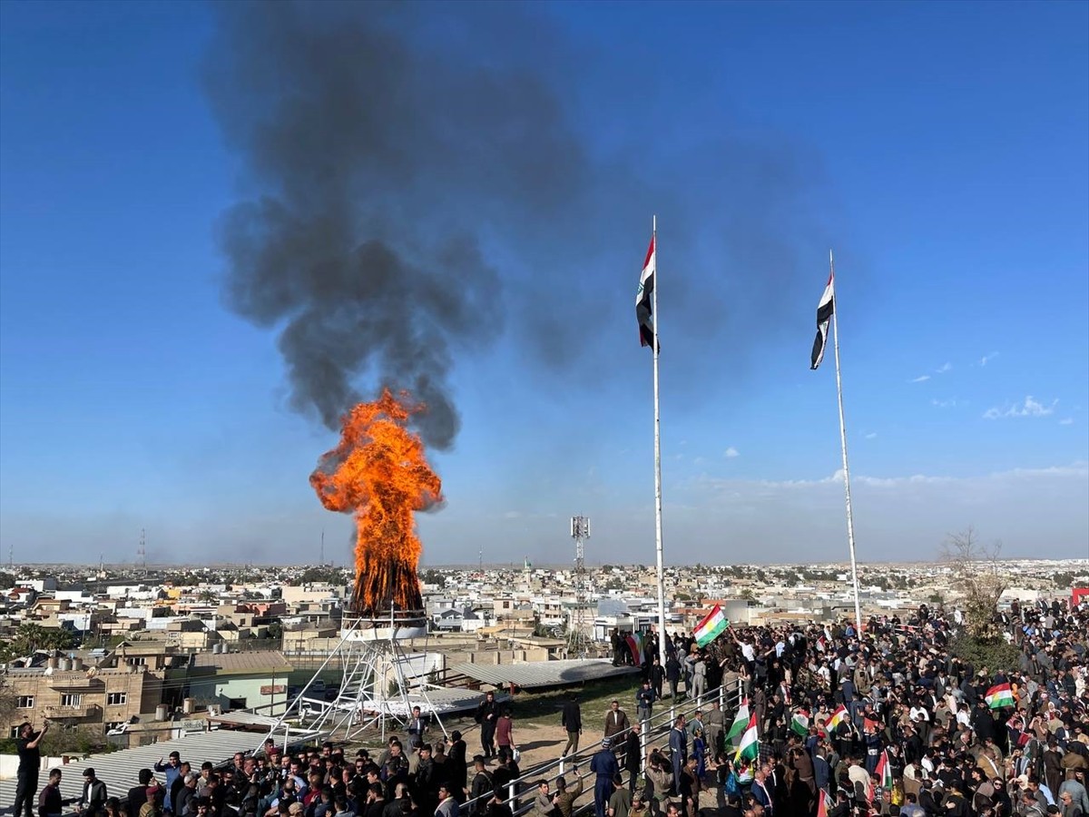 Baharın başlangıcını temsil eden Nevruz Bayramı Irak'ın Kerkük kentinin çeşitli yerlerinde...
