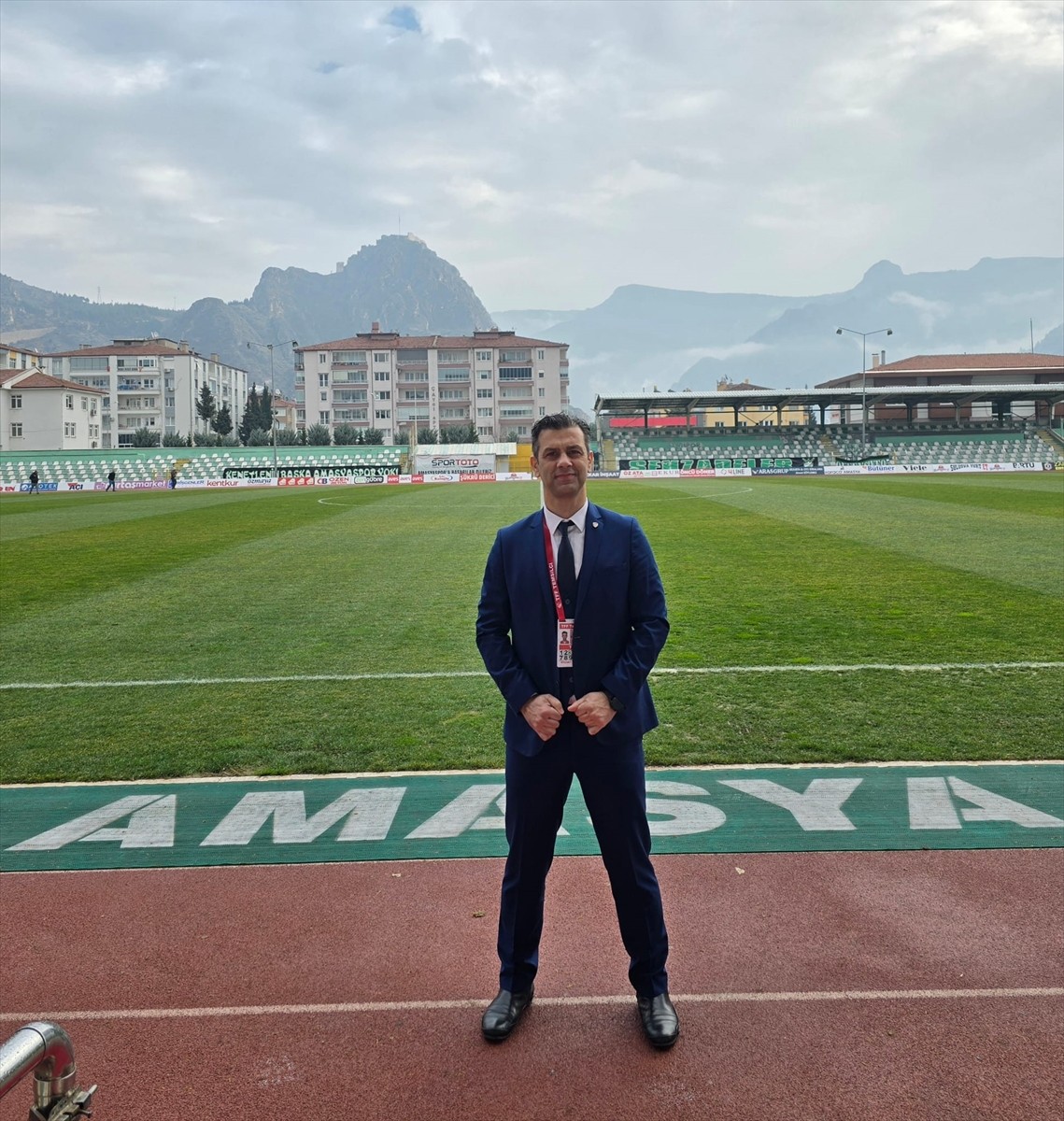 Bolu'da 20 yıldır genel cerrahi uzmanlığı yapan Op. Dr. Rıdvan Çakmaz, yoğun iş temposundan arda...