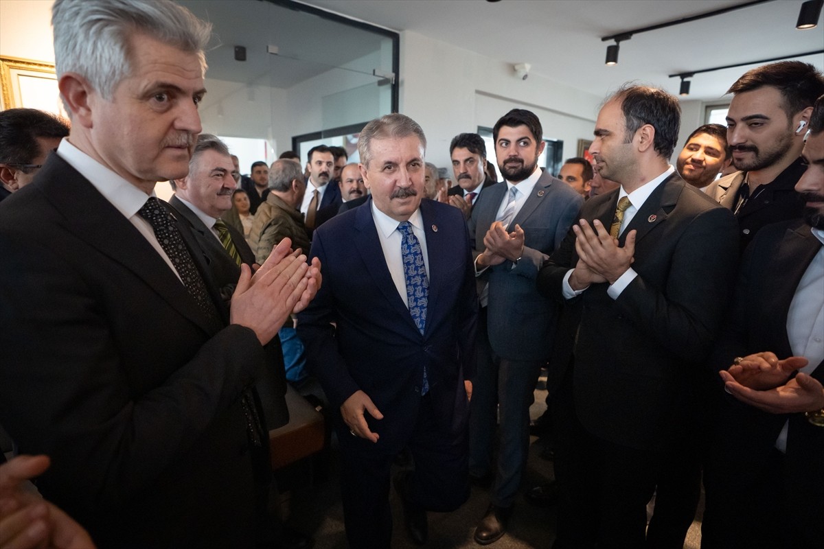 Büyük Birlik Partisi (BBP) Genel Başkanı Mustafa Destici, partisinin genel merkezindeki...